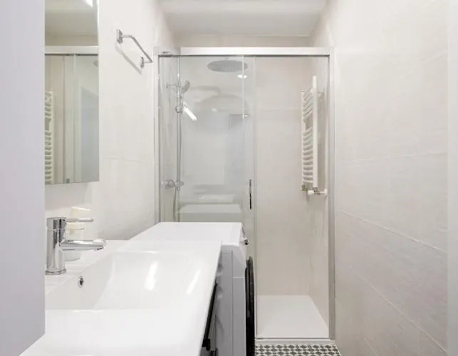 Apartment 3 Hab Dobles, 2 Banos, Ac, Junto Al Casco Viejo Ol Bilbao